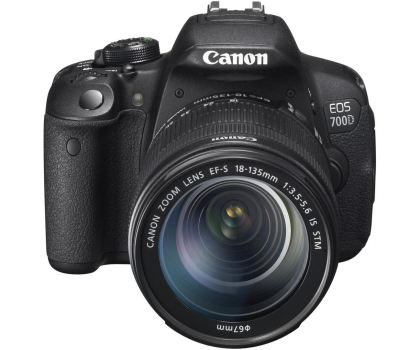 Aparat Canon 700D 18-135 IS STM